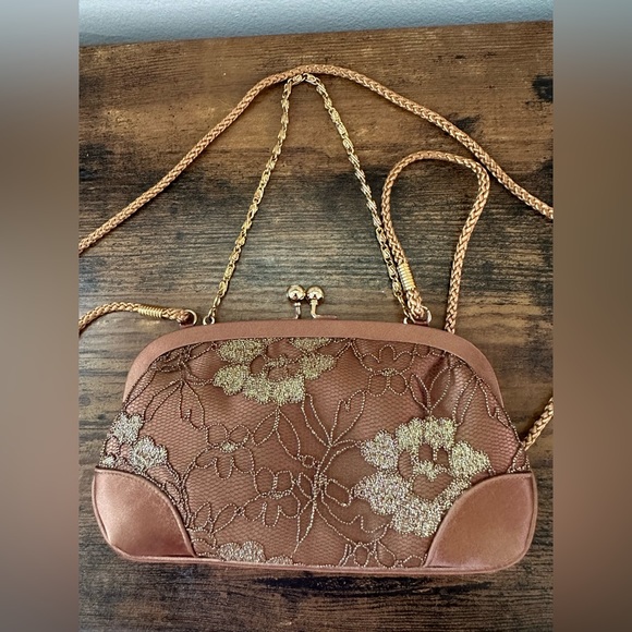 NWOT Kate Landry bronze floral lace clutch - Picture 9 of 11